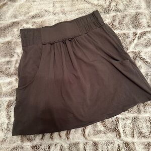 Banana Republic Army Green Bubble skirt with pockets